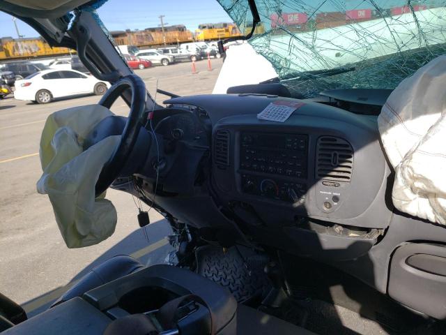 Photo 9 from auction – 2001 FORD F150 with VIN 1FTRX18L21NB04081