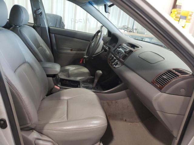 Photo 5 from auction – 2003 TOYOTA CAMRY LE with VIN 4T1BE32K83U222658