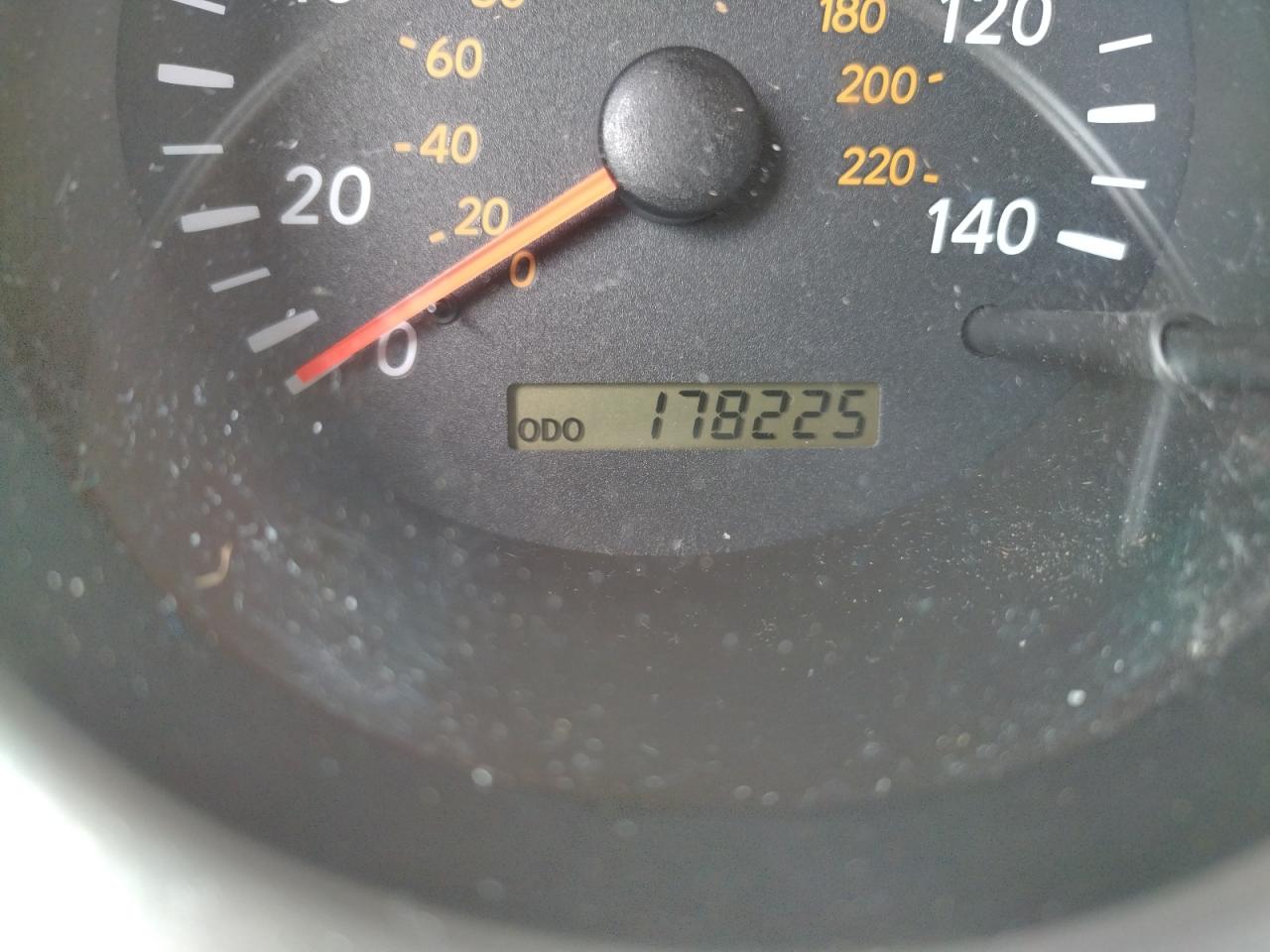 Photo 8 from auction – 2005 TOYOTA HIGHLANDER with VIN JTEEP21A350122293