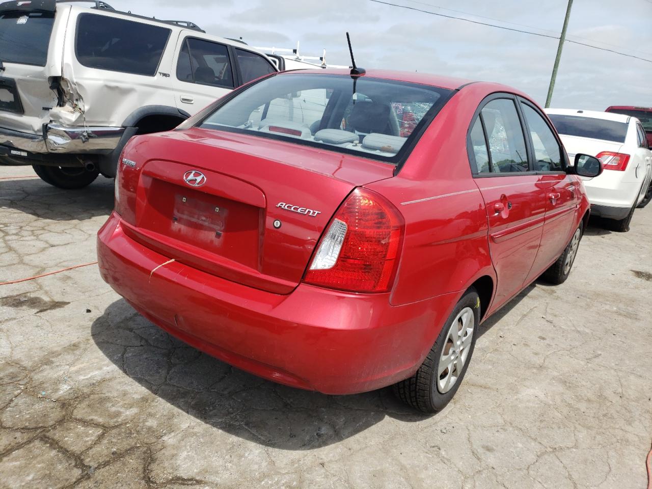Photo 4 from auction – 2011 HYUNDAI ACCENT GLS with VIN KMHCN4AC9BU615328