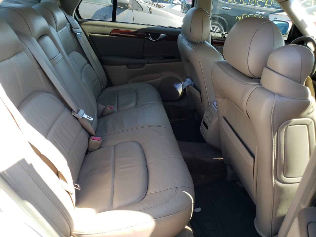 Photo 6 from auction – 2005 CADILLAC DEVILLE with VIN 1G6KD54Y75U124537