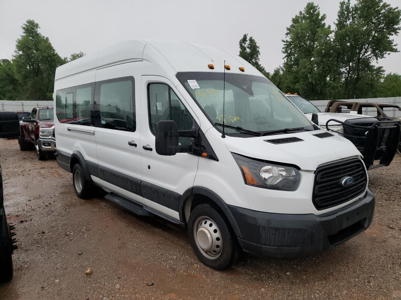 FORD TRANSIT T- 2015 z numerem VIN 1FBVU4XG5FKA61768 - Zdjęcie z aukcji