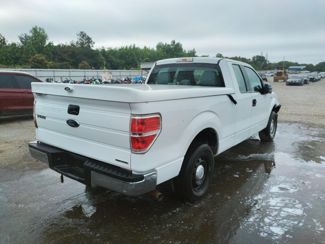 Photo 4 from auction – 2013 FORD F150 SUPER with VIN 1FTEX1CM2DKF43060