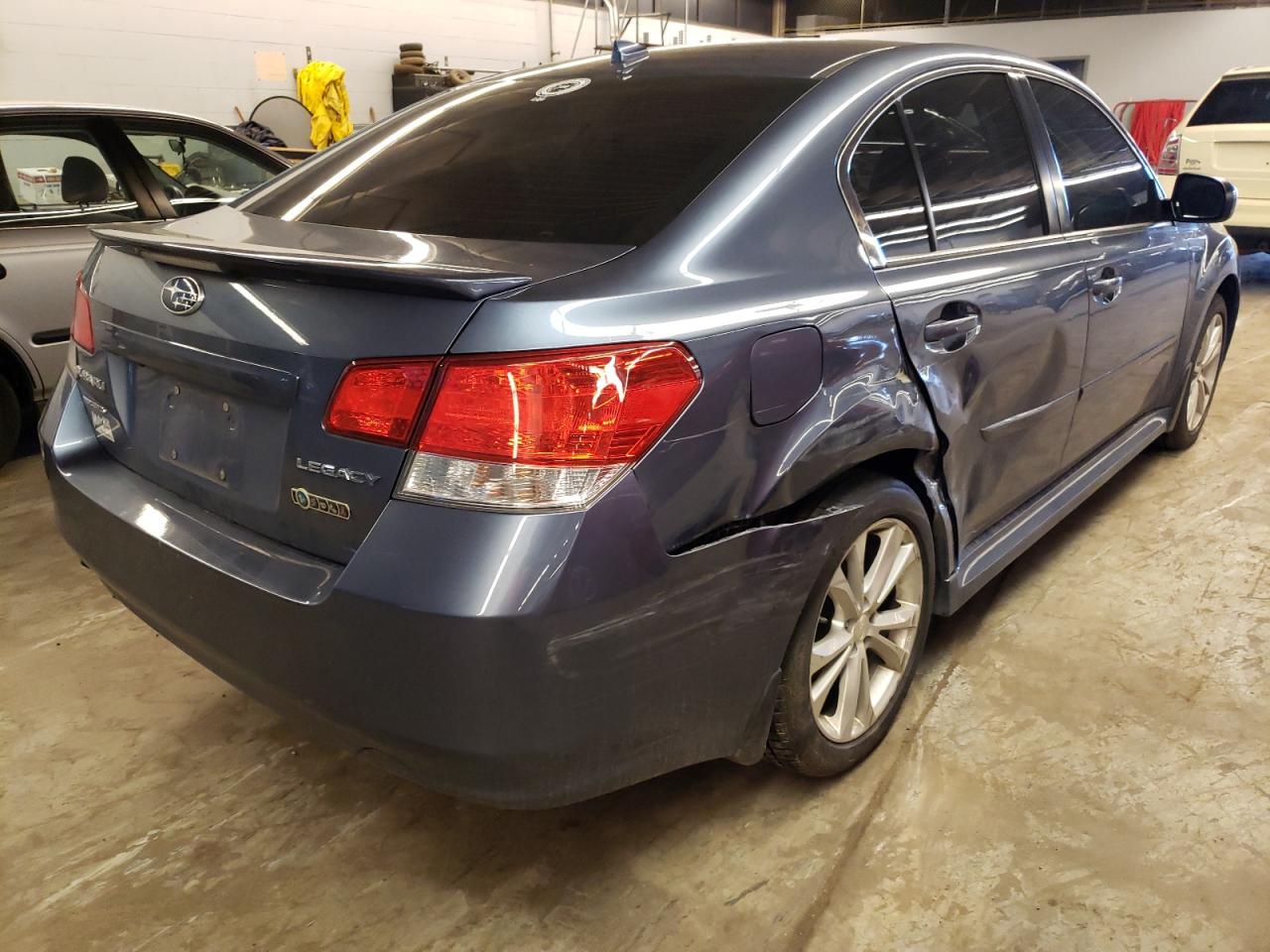Photo 4 from auction – 2013 SUBARU LEGACY 2.5 with VIN 4S3BMCP64D3017008