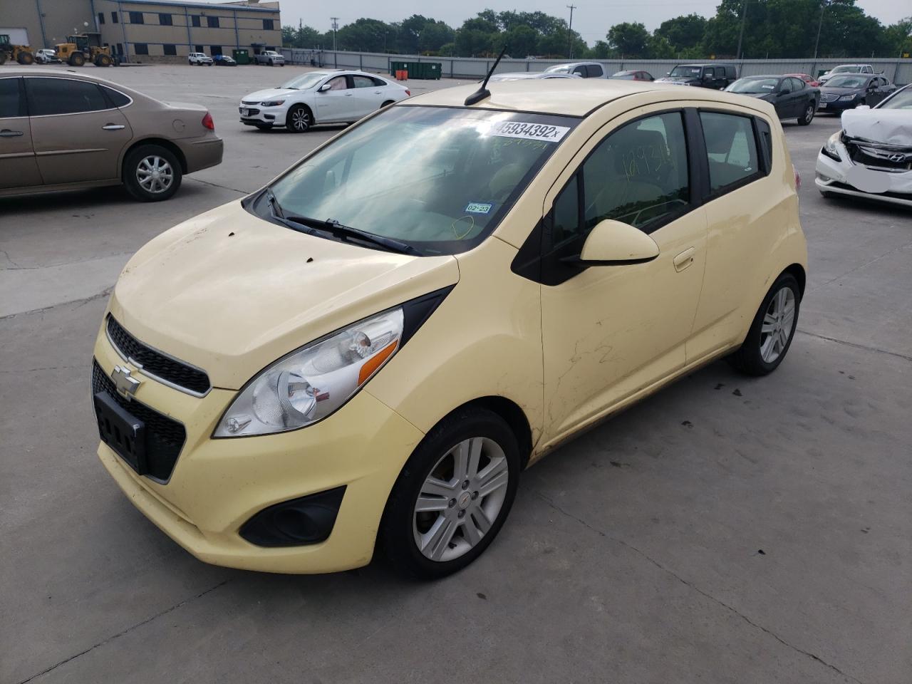 Photo 2 from auction – 2013 CHEVROLET SPARK 1LT with VIN KL8CD6S9XDC589331