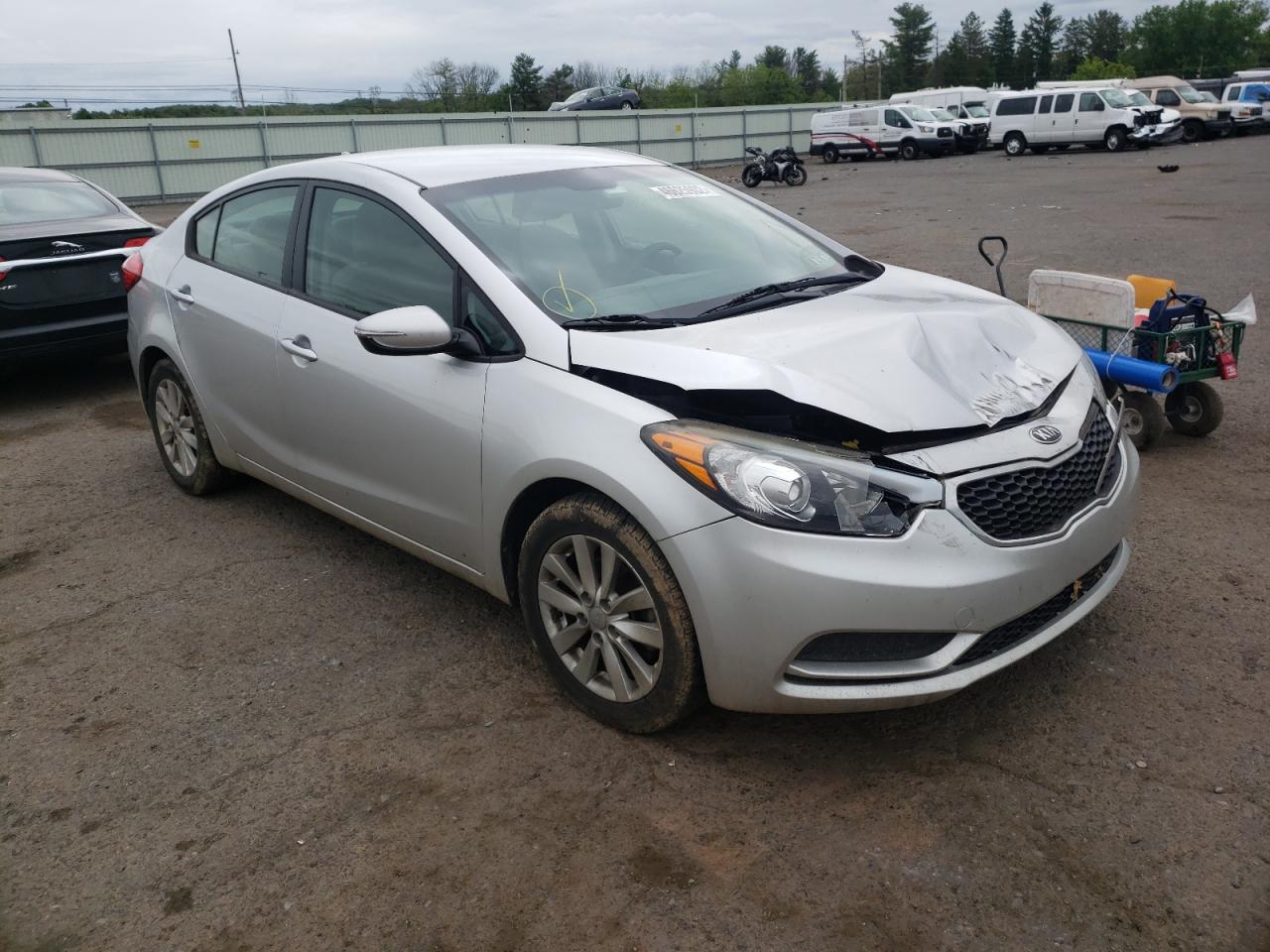 Photo 11 from auction – 2014 KIA FORTE LX with VIN KNAFX4A63E5123251