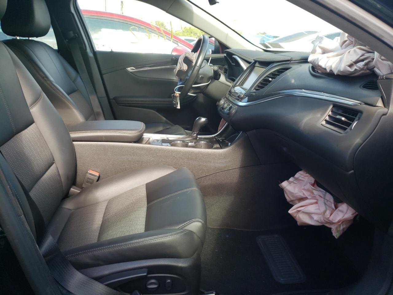 Photo 5 from auction – 2018 CHEVROLET IMPALA LT with VIN 2G1105S3XJ9146611