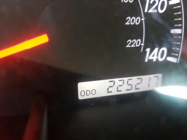Photo 8 from auction – 2005 TOYOTA CAMRY LE with VIN 4T1BE32K85U071937