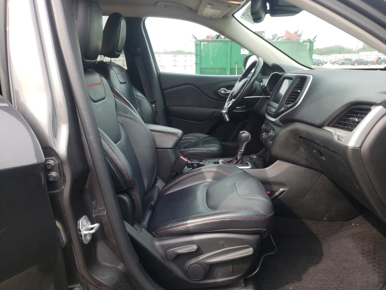 Photo 5 from auction – 2014 JEEP CHEROKEE T with VIN 1C4PJMBS0EW273512