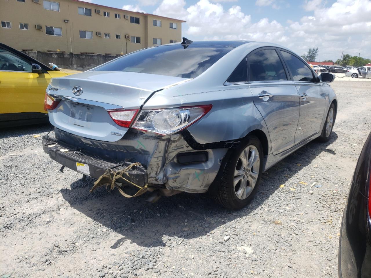Photo 4 from auction – 2013 HYUNDAI SONATA SE with VIN 5NPEC4AC8DH628989