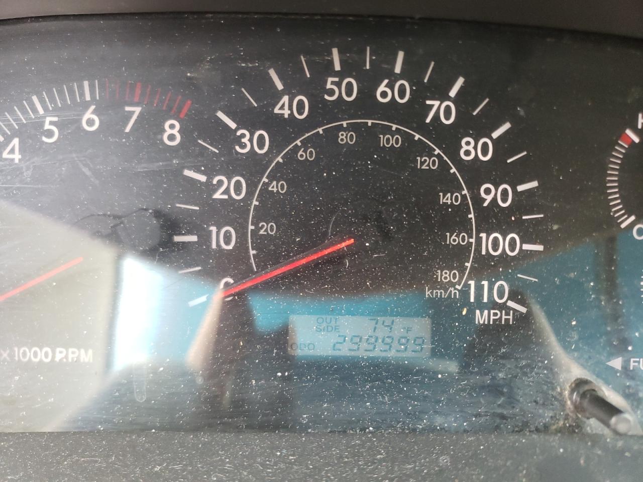 Photo 8 from auction – 2005 TOYOTA COROLLA CE with VIN 1NXBR32E55Z379226