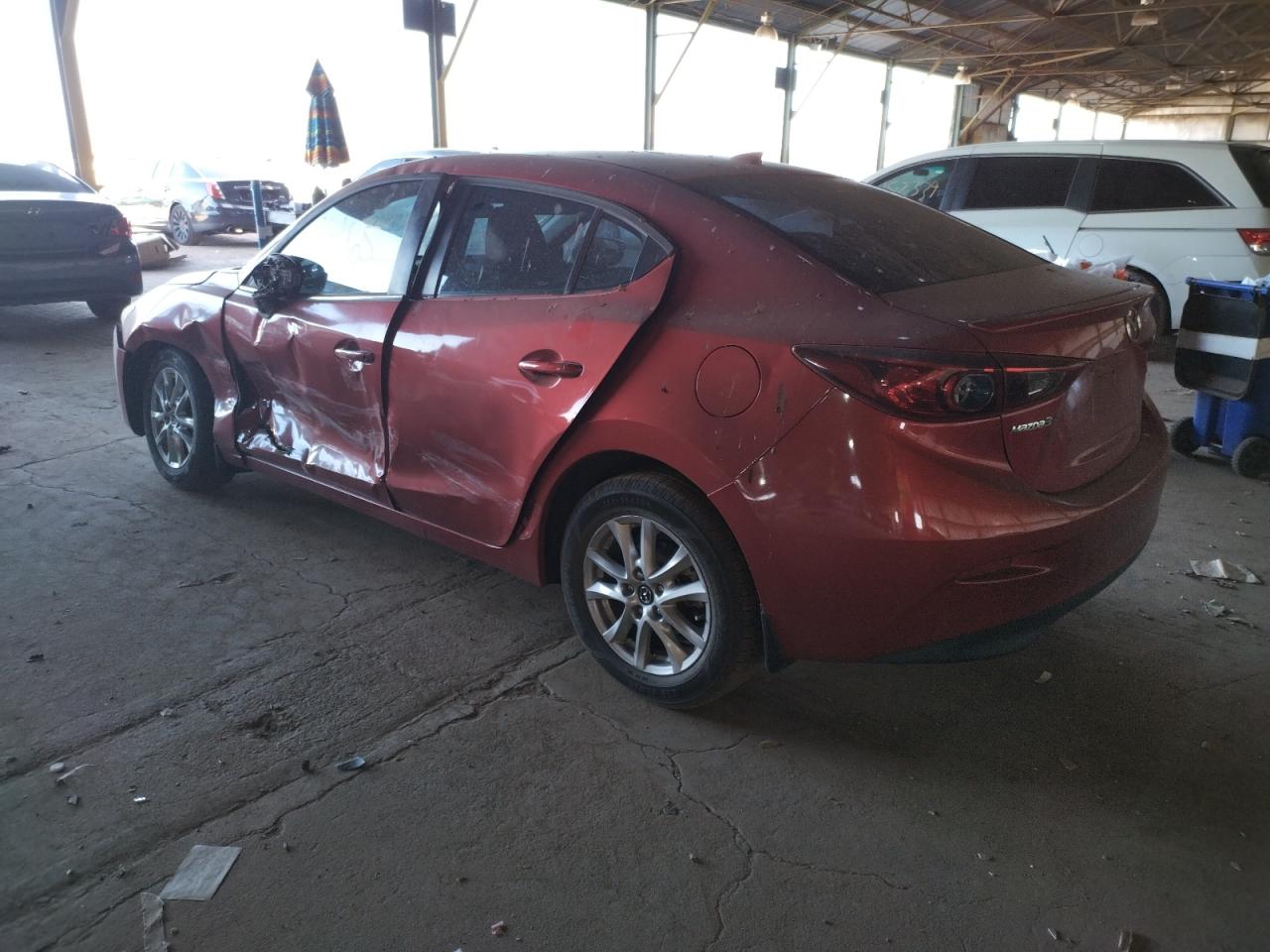 Photo 3 from auction – 2014 MAZDA 3 TOURING with VIN JM1BM1V73E1211400