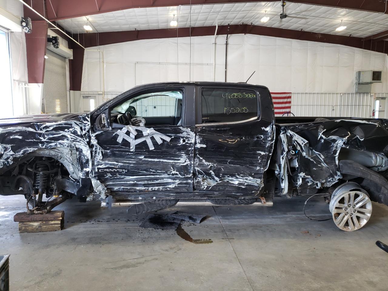 Photo 9 from auction – 2016 GMC CANYON SLT with VIN 1GTP6DE15G1389664