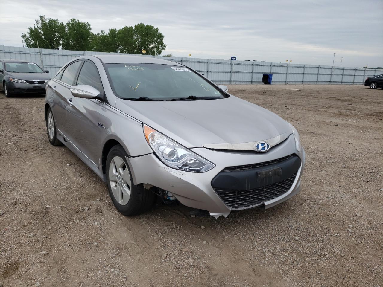 Zdjęcie 1 z aukcji – 2012 HYUNDAI SONATA HYB z VIN KMHEC4A49CA040934
