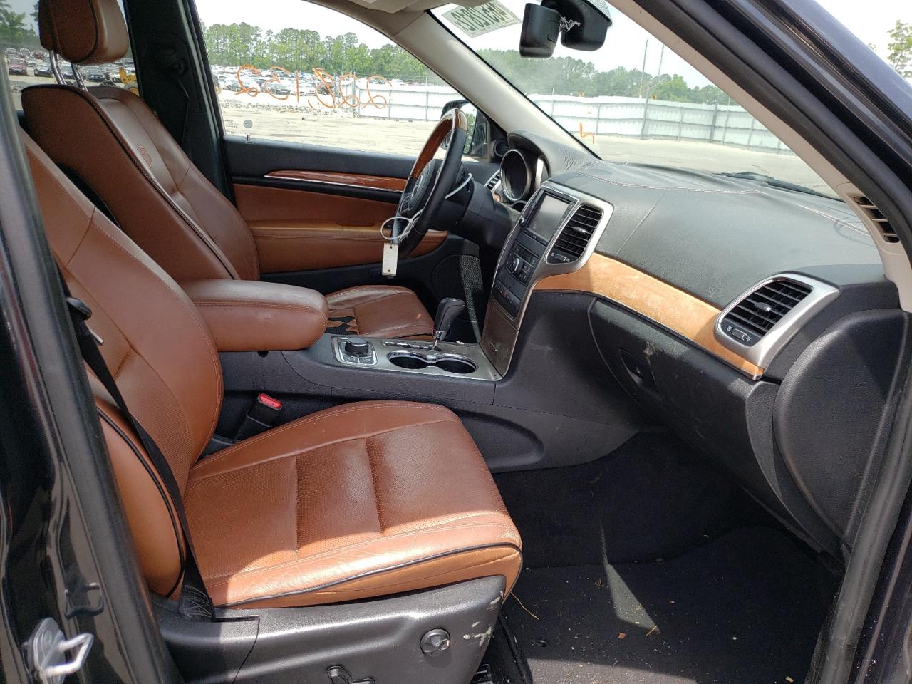 Photo 5 from auction – 2012 JEEP GRAND CHER with VIN 1C4RJFCT2CC203603