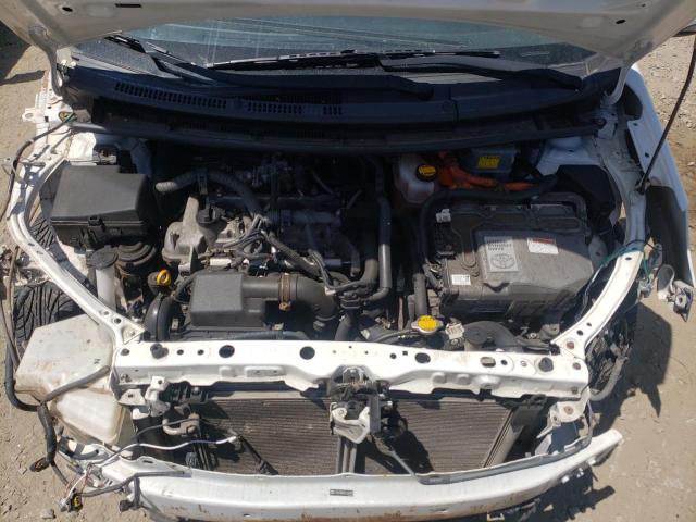 Photo 7 from auction – 2014 TOYOTA PRIUS C with VIN JTDKDTB39E1567797