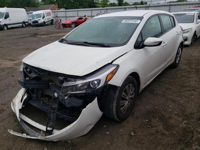 Photo 2 from auction – 2017 KIA FORTE LX with VIN KNAFK5A87H5702091
