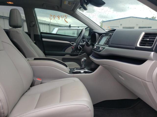 Photo 5 from auction – 2019 TOYOTA HIGHLANDER with VIN 5TDKZRFH0KS556440