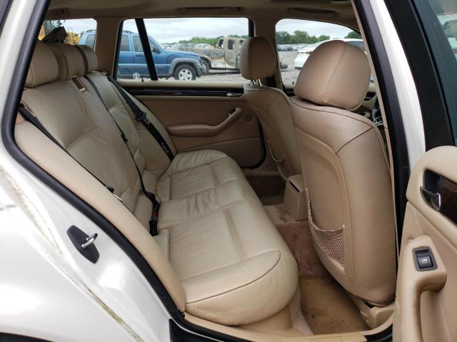 Photo 6 from auction – 2000 BMW 323 IT with VIN WBAAR3349YJM00359