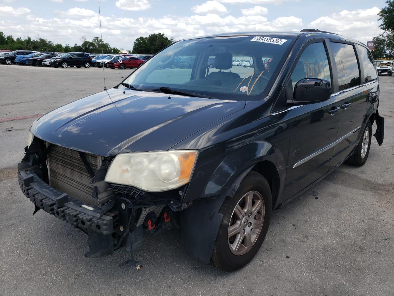 Photo 2 from auction – 2012 CHRYSLER TOWN & COU with VIN 2C4RC1BG0CR305510