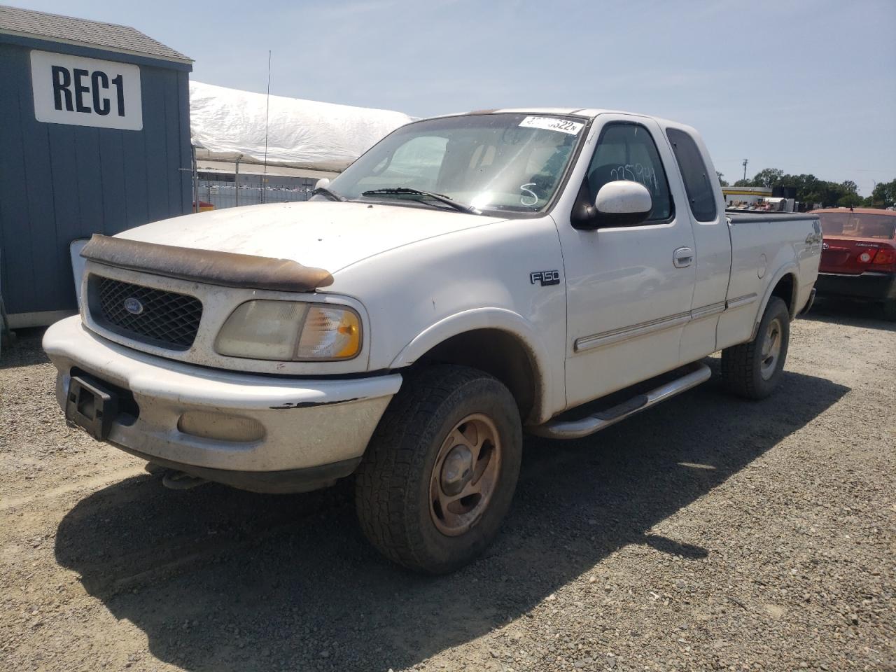 Photo 2 from auction – 1997 FORD F150 with VIN 1FTDX1866VKA67385