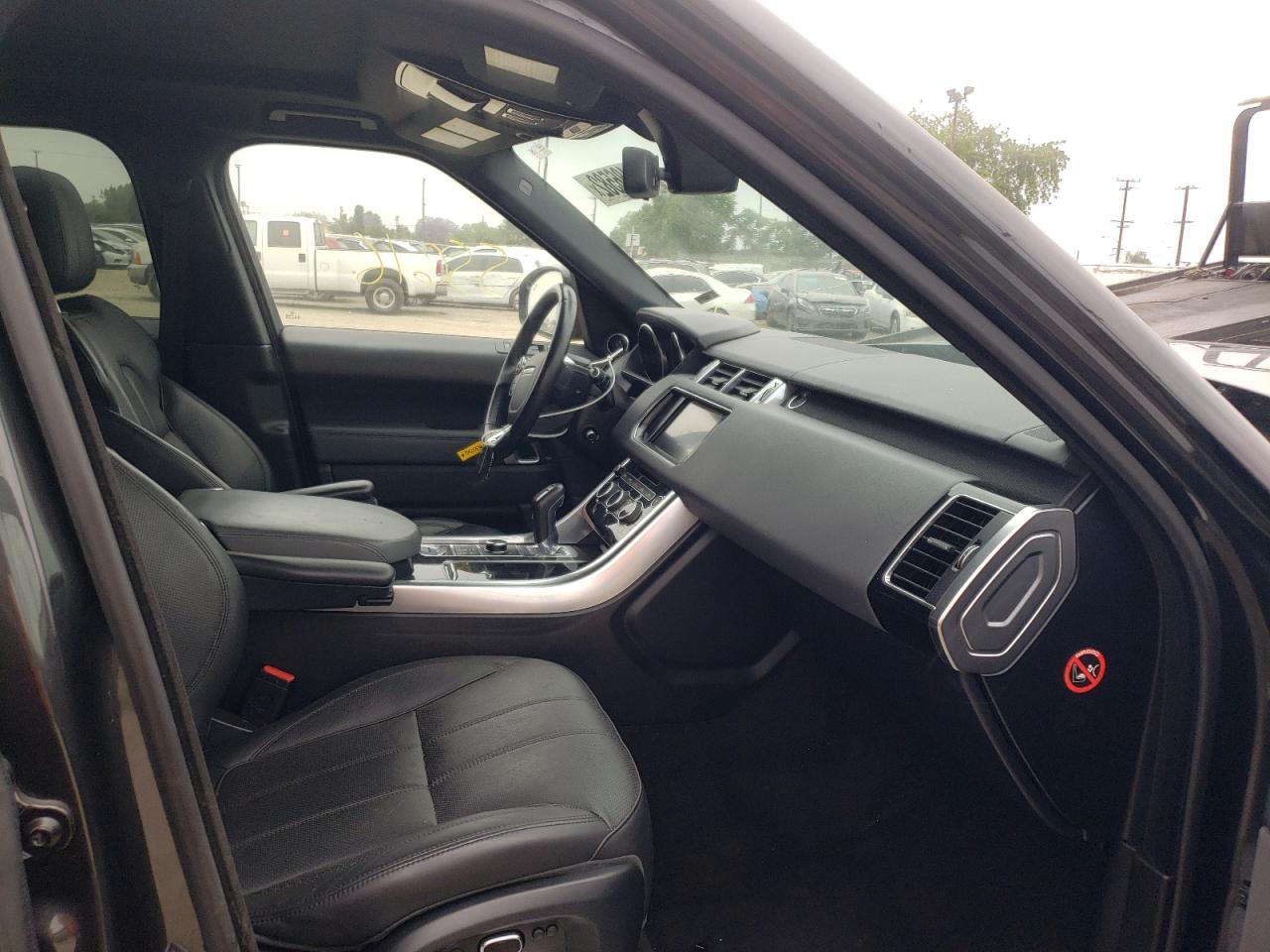 Photo 5 from auction – 2015 LAND ROVER RANGE ROVE with VIN SALWR2VF8FA614508