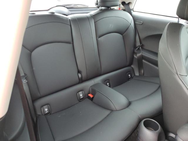 Photo 6 from auction – 2020 MINI COOPER S with VIN WMWXR5C07L2M32930