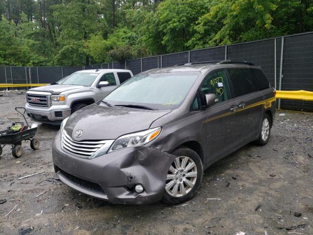 Photo 9 from auction – 2015 TOYOTA SIENNA XLE with VIN 5TDDK3DCXFS102400