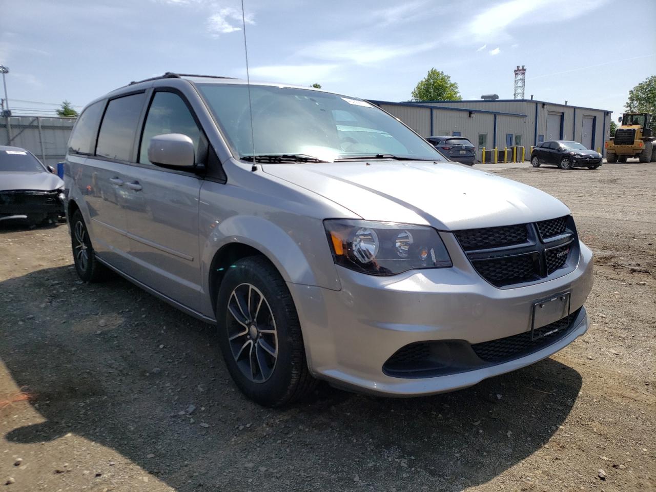 DODGE GRAND CARA 2016 with VIN 2C4RDGBG9GR359409 - Photo from auction