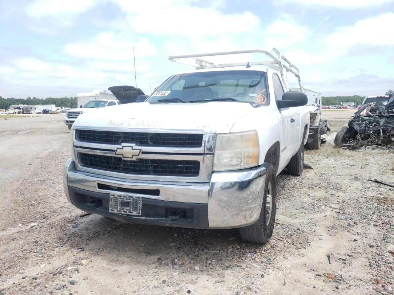 Photo 2 from auction – 2007 CHEVROLET SILVERADO with VIN 1GCHC24K47E506817