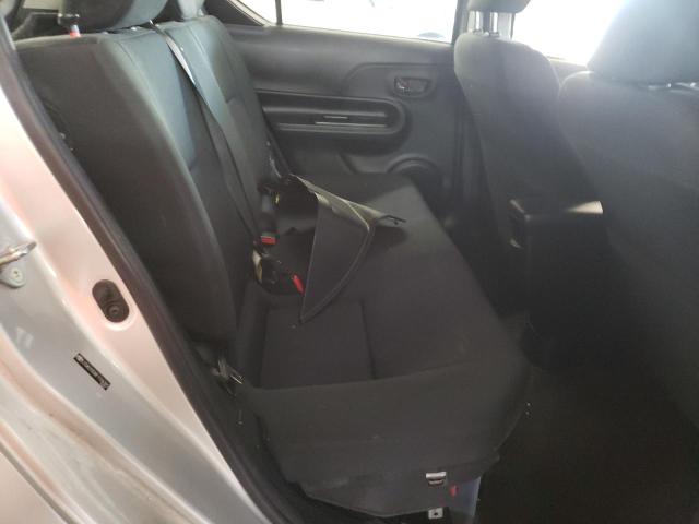 Photo 6 from auction – 2015 TOYOTA PRIUS C with VIN JTDKDTB38F1106365