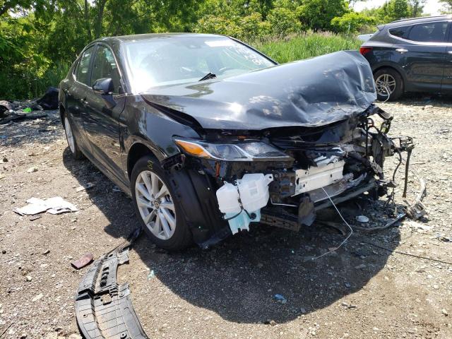 TOYOTA CAMRY LE 2022 with VIN 4T1C11AKXNU651986 - Photo from auction