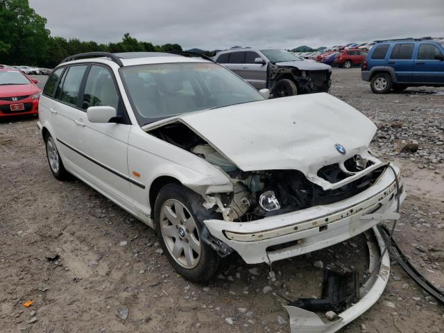 BMW 323 IT 2000 with VIN WBAAR3349YJM00359 - Photo from auction
