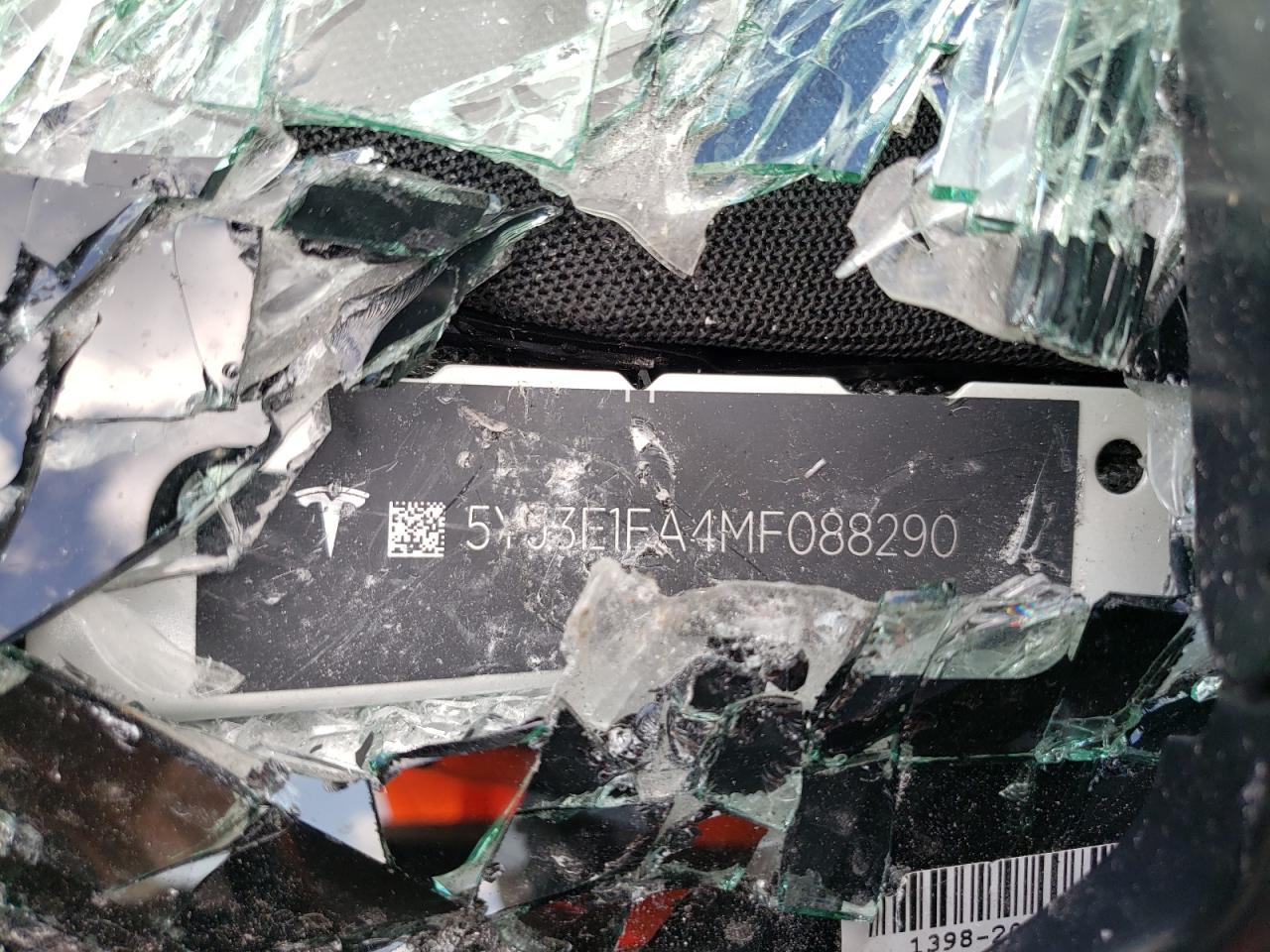 Photo 10 from auction – 2021 TESLA MODEL 3 with VIN 5YJ3E1EA4MF088290