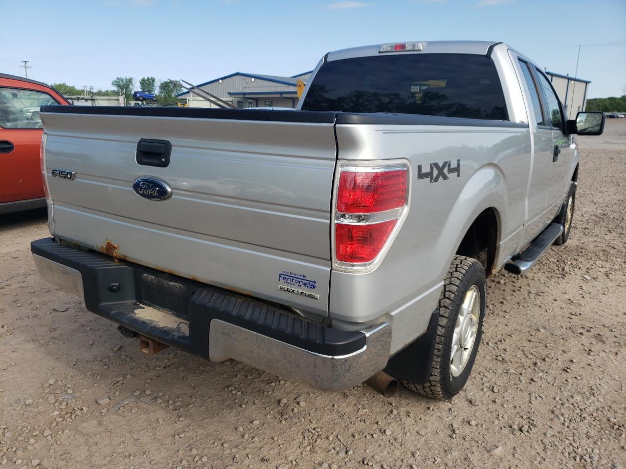 Photo 4 from auction – 2011 FORD F150 SUPER with VIN 1FTFX1EF0BFA29653