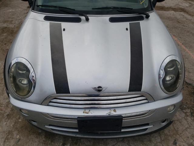 Photo 7 from auction – 2005 MINI COOPER with VIN WMWRC33585TK63069