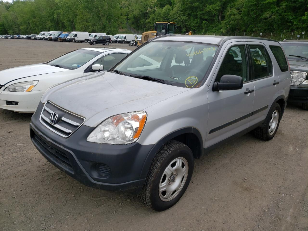 Photo 2 from auction – 2005 HONDA CR-V LX with VIN JHLRD78585C004262