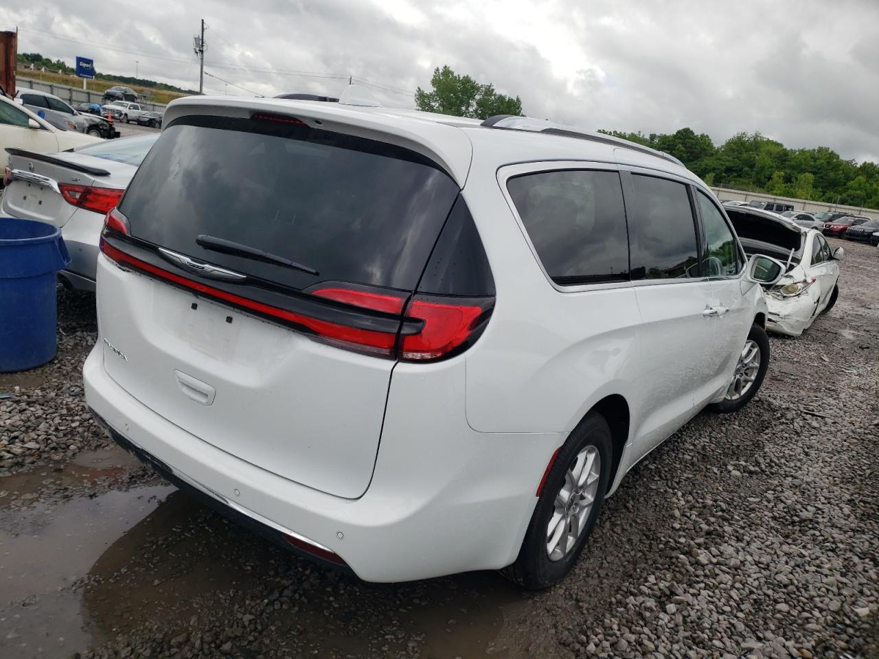 Photo 4 from auction – 2021 CHRYSLER PACIFICA T with VIN 2C4RC1BGXMR600597