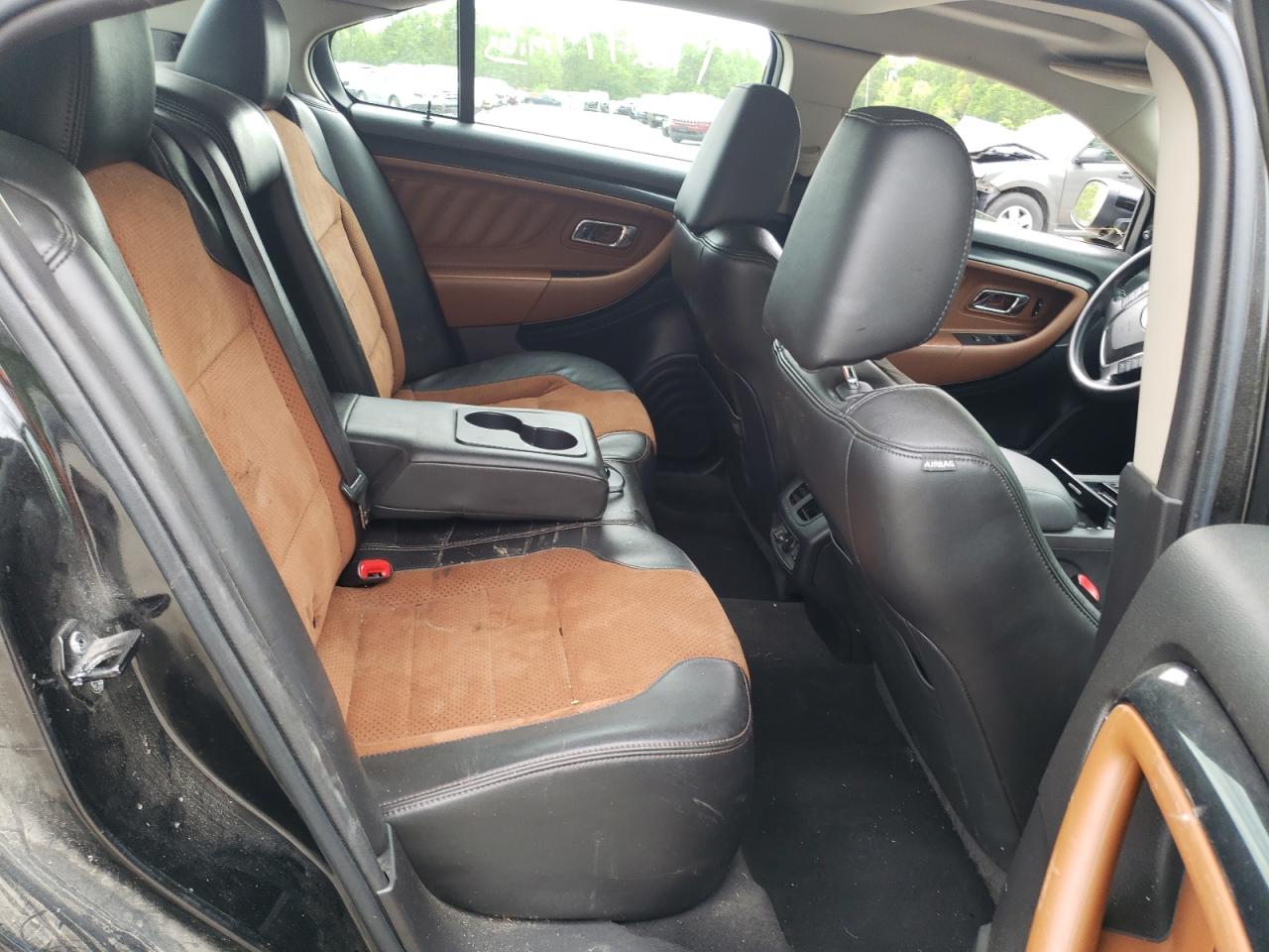 Photo 16 from auction – 2010 FORD TAURUS SHO with VIN 1FAHP2KT6AG151165