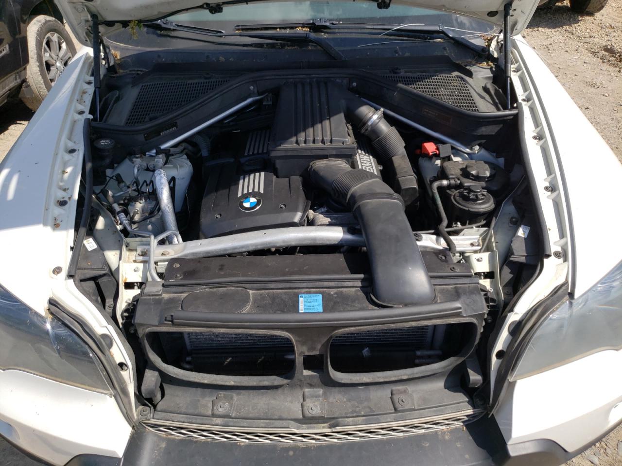 Photo 7 from auction – 2009 BMW X5 XDRIVE3 with VIN 5UXFE43599L275256