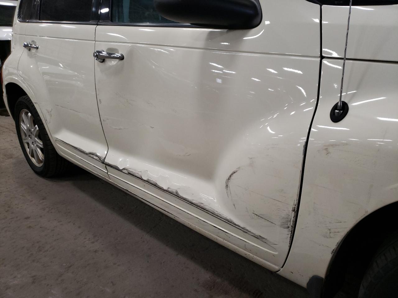 Photo 9 from auction – 2007 CHRYSLER PT CRUISER with VIN 3A4FY58B07T600109