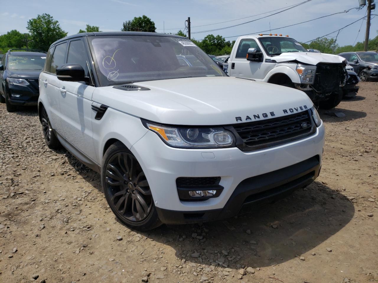 LAND ROVER RANGE ROVE 2017 with VIN SALWR2FE6HA152586 - Photo from auction