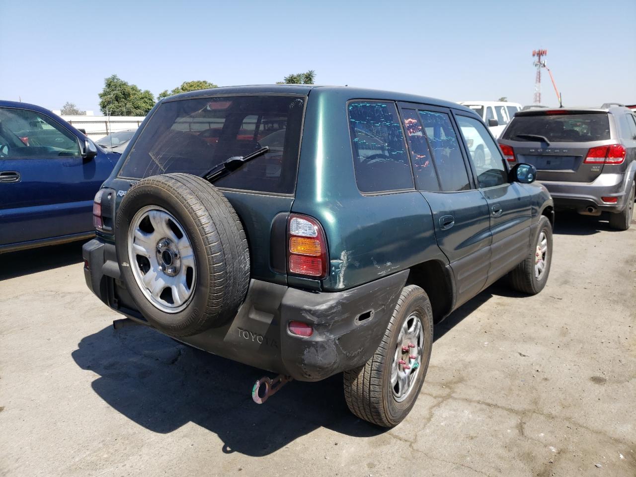 Photo 4 from auction – 1998 TOYOTA RAV4 with VIN JT3GP10V5W7032944