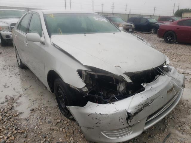 TOYOTA CAMRY LE 2005 with VIN 4T1BF32K75U613056 - Photo from auction