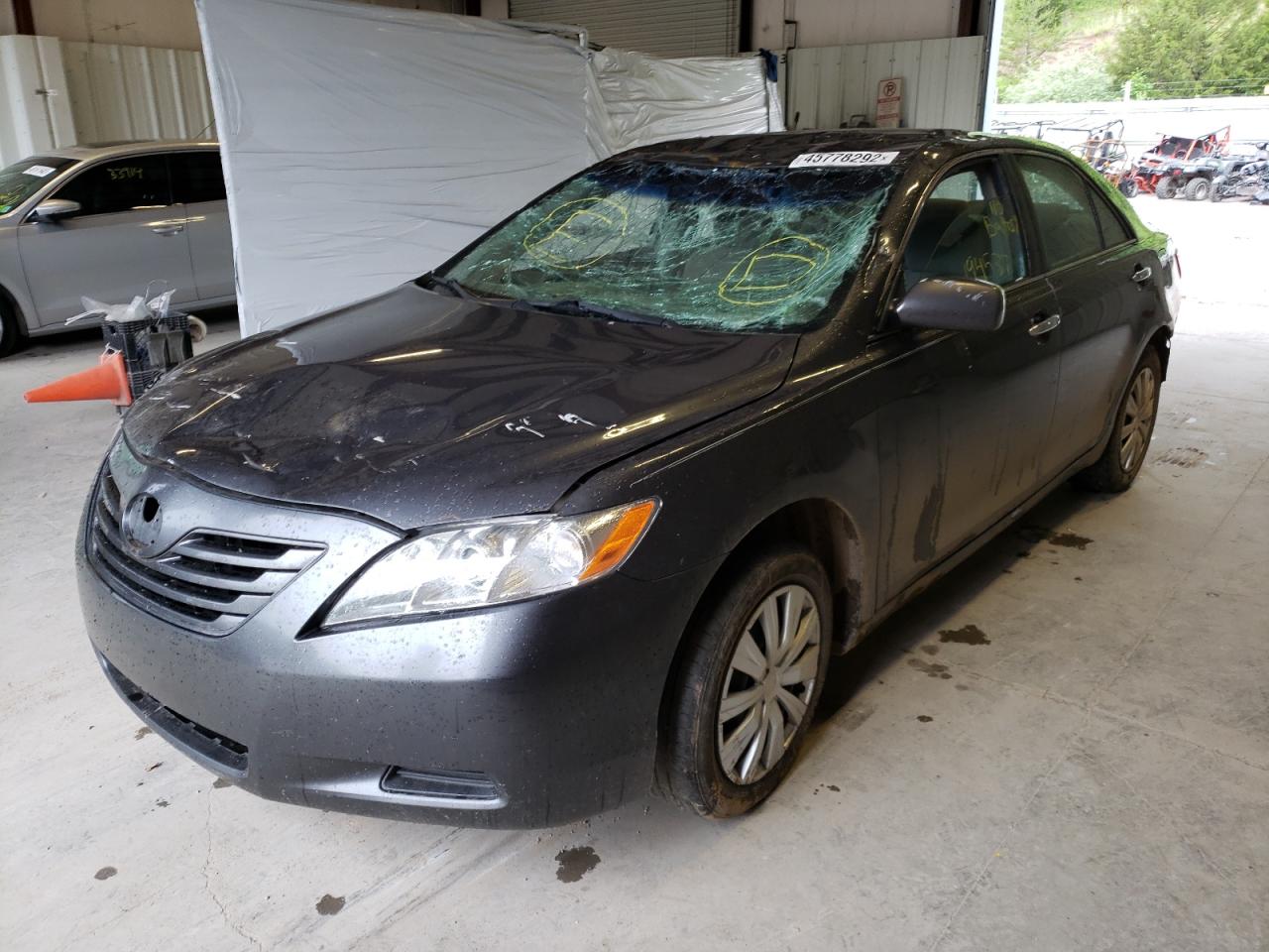 Photo 2 from auction – 2009 TOYOTA CAMRY BASE with VIN 4T1BE46K19U850876