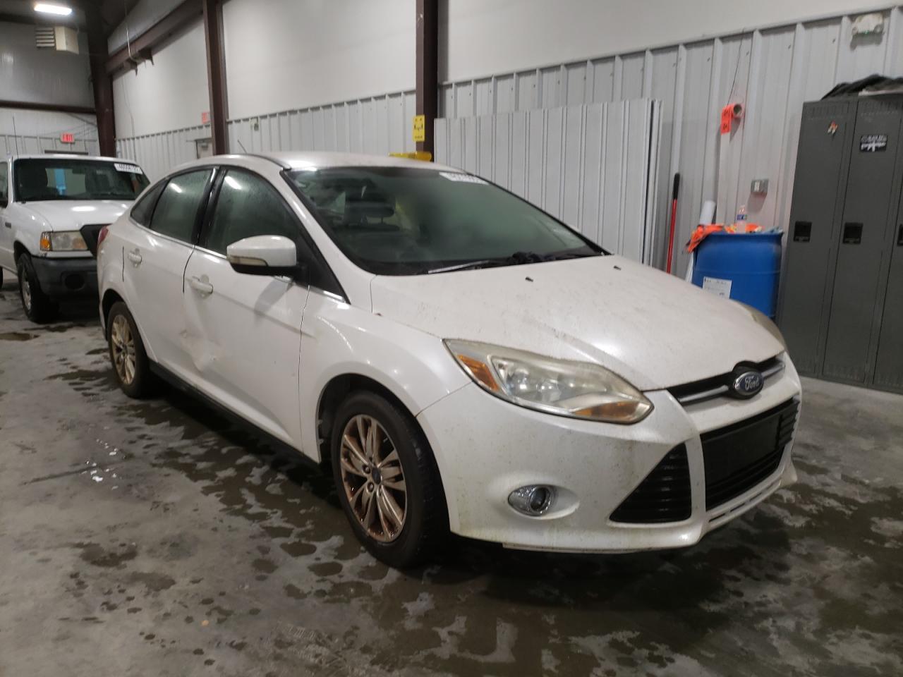 Photo 14 from auction – 2012 FORD FOCUS SEL with VIN 1FAHP3H28CL192119
