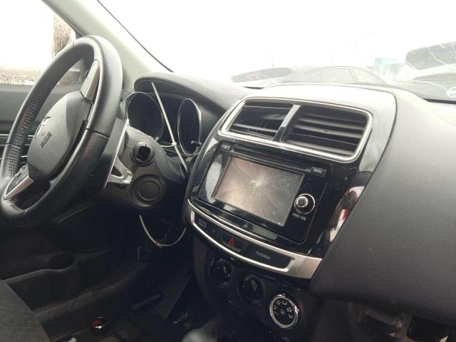 Photo 9 from auction – 2015 MITSUBISHI OUTLANDER with VIN 4A4AP4AW4FE049426