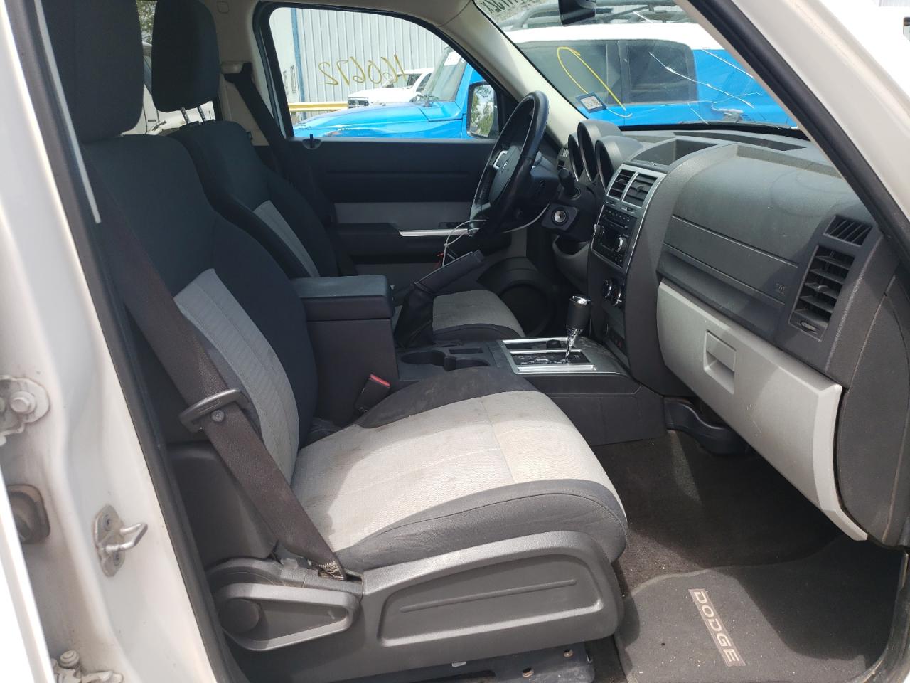 Photo 5 from auction – 2009 DODGE NITRO SLT with VIN 1D8GU58K69W542852