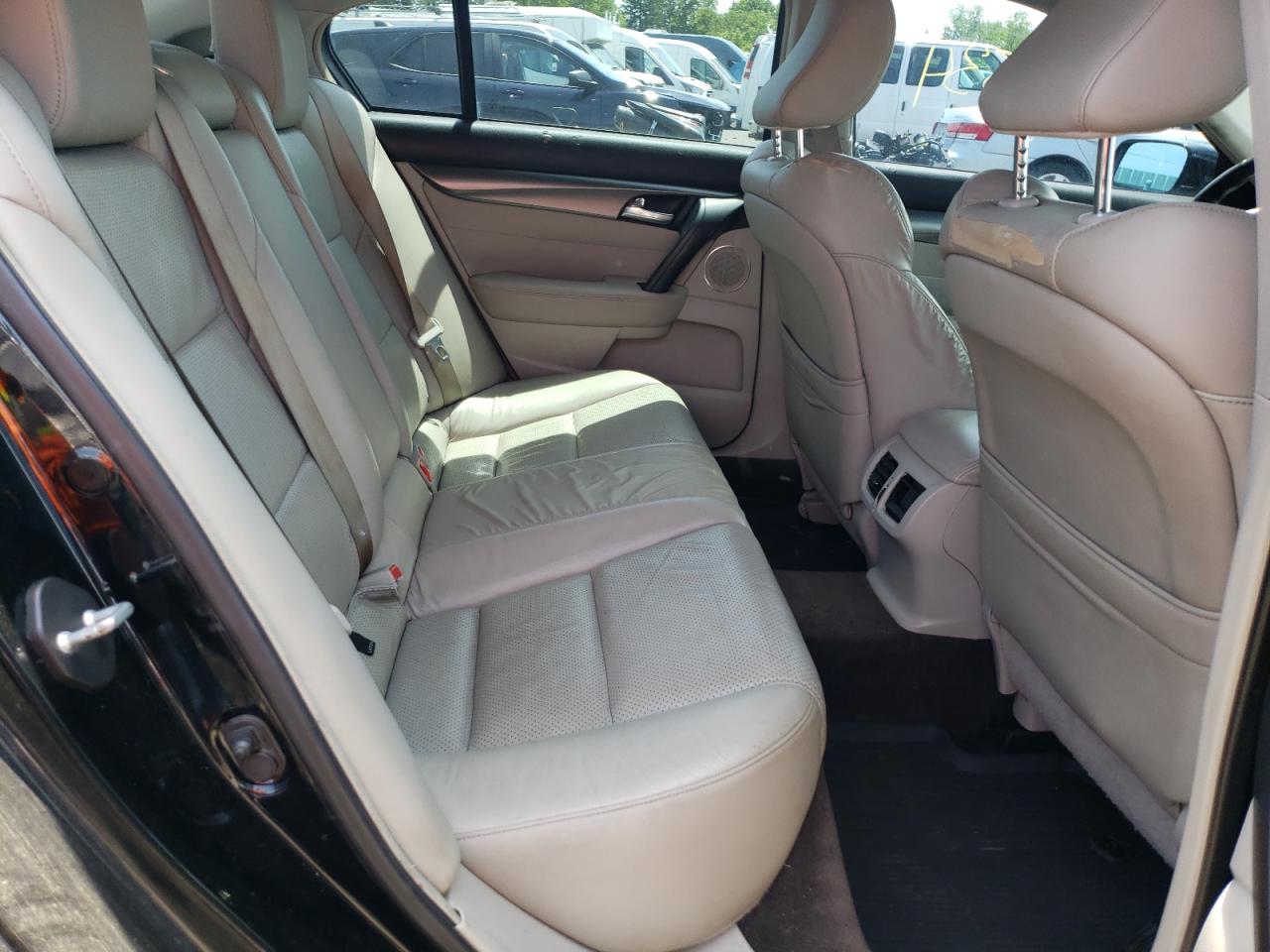 Photo 6 from auction – 2013 ACURA TL TECH with VIN 19UUA8F57DA015208
