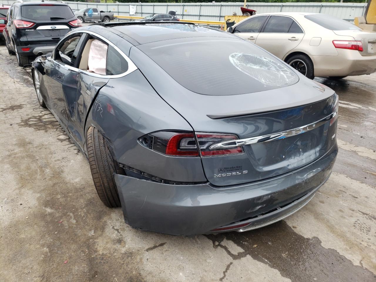 Photo 3 from auction – 2013 TESLA MODEL S with VIN 5YJSA1DP8DFP05638